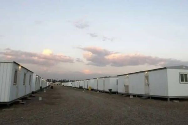 انتقال الميليشيات التابعة لطهران من سوريا إلى العراق.. واستقرارها في "معسكر أشرف" السابق