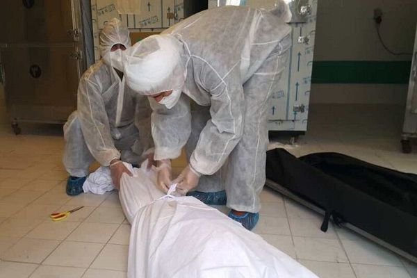 ضحايا كورونا في إيران يتجاوزون 120 ألفا.. ومسؤولون: الأعداد الحقيقية أكبر بأربعة أضعاف