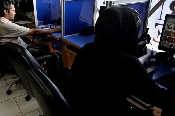 Public Outcry in Iran as Government Ramps up Internet Disruptions