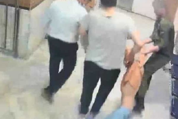 تقارير حقوقية: تفشي التعذيب والاغتصاب في سجون سرية داخل إيران
