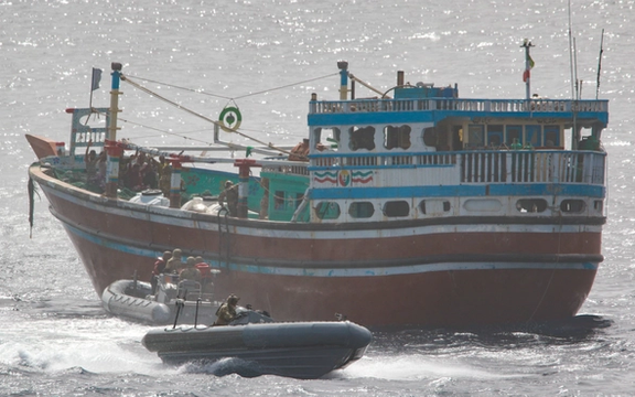 آمریکا یک کشتی احتمالا ایرانی با ۶۴۰ کیلوگرم متآمفتامین را توقیف کرد