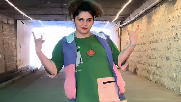 Iranian singer Zara Esmaeili