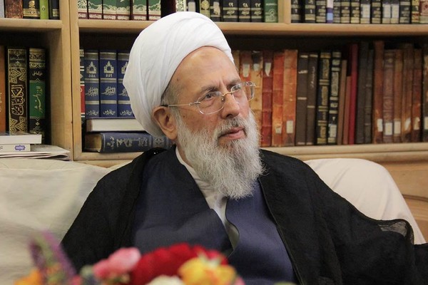 وفاة أول وزير للمخابرات في النظام الإيراني محمد محمدي ريشهري