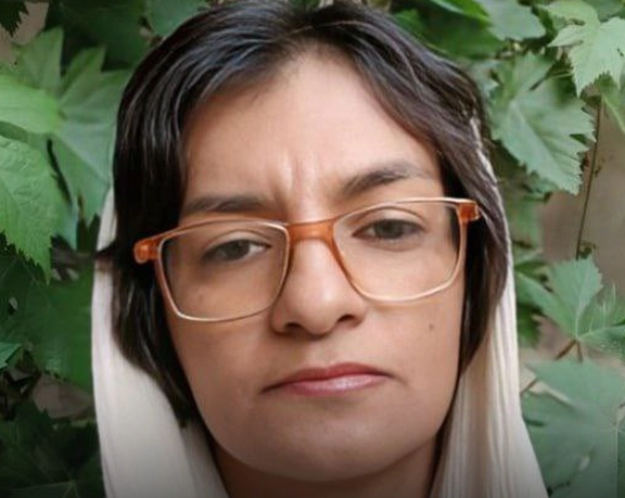 سمیه رشیدی، زندانی سیاسی، بهدنبال محروم ماندن چند ماهه از خدمات درمانی، جان باخت