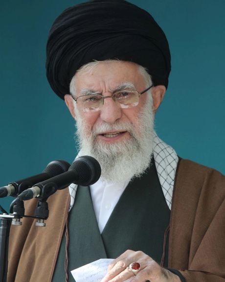 خامنهای: در یک مناسبت دیگر توضیح میدهم چرا آمریکا روی عدم غنیسازی ما اصرار دارد