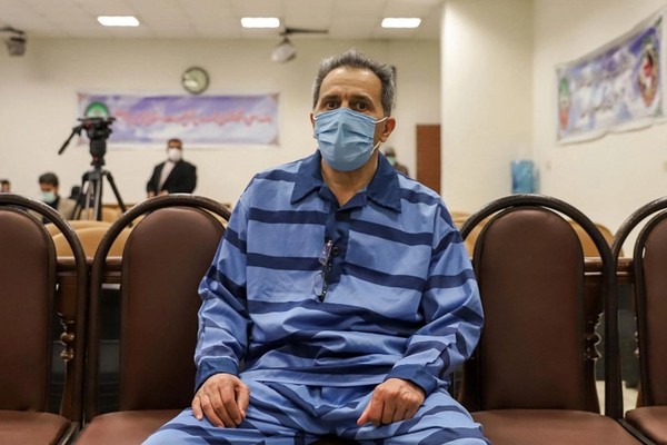 جمع عشرات الآلاف من التوقيعات للإفراج عن سجين مزدوج الجنسية في إيران