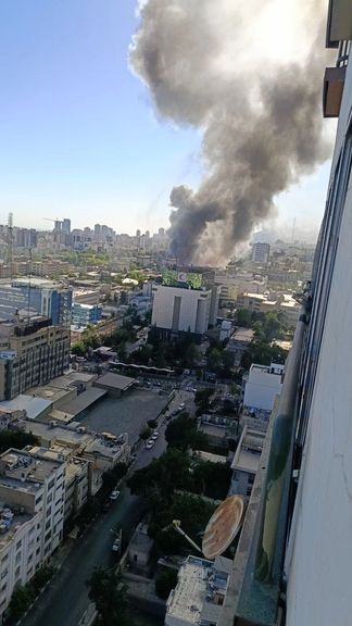 در حملات اسرائیل به ستاد فرماندهی انتظامی در تهران، چندین نفر مجروح شدهاند