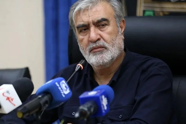 رییس کمیسیون امنیت ملی مجلس: عواید مالی تنگه هرمز باید به ریال پرداخت شود