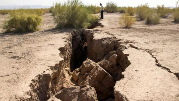 أزمة مياه وجفاف حادة في إيران.. الموارد المائية تنضب والأراضي تنهار