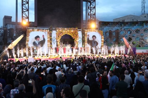Calls for pragmatism grow in Iran but rulers appear unmoved | Iran ...