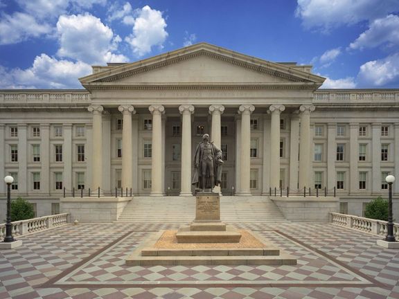 وزارت خزانهداری آمریکا دو فرد، دو کشتی و ۱۳ شرکت مرتبط با نفت ایران را تحریم کرد