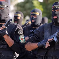 پرواز گروهی ابابیلهای هوشمند اسرائیلی بر فراز یگانهای سرکوب سپاه و ایستهای بازرسی بسیج