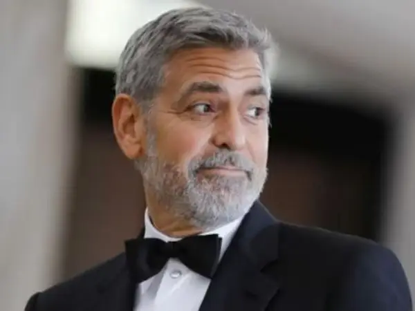 جرج کلونی از بایدن خواست از نامزدی در انتخابات ۲۰۲۴ کنارهگیری کند ...