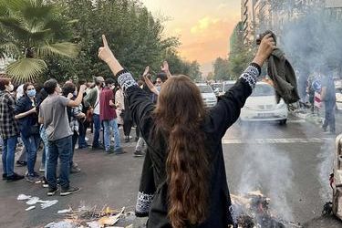 جوانان محلات تهران: برای چهلم مهسا و شهدای آزادی شنبه و چهارشنبه به خیابانها میآییم