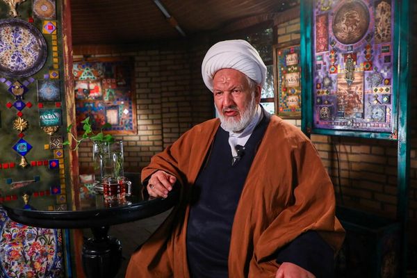 عُرف عنه سرعة إصدار أحكام الإعدام ضد السياسيين.. من هو القاضي علي رازيني؟