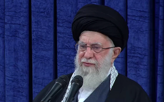 خامنهای: قانون هم حکم کرده حجاب باید رعایت شود، چه معتقد باشید و چه نباشید