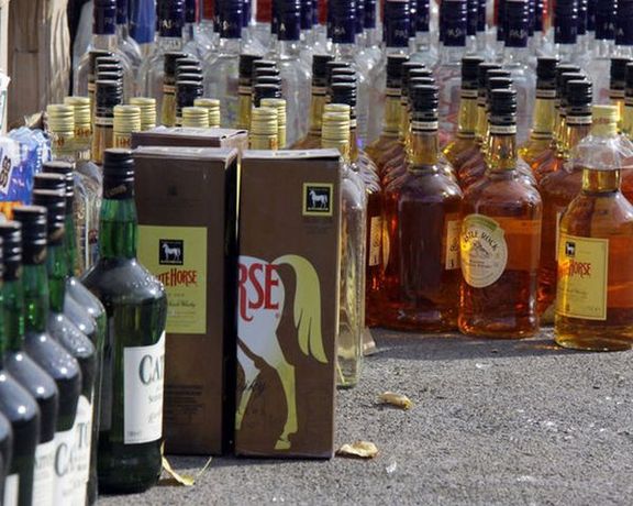 موجة "المشروبات الكحولية السامة" تصل إلى المحافظة السابعة في إيران