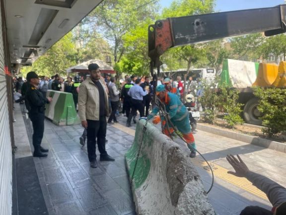 پلمب مغازههای طلافروشان معترض در مشهد