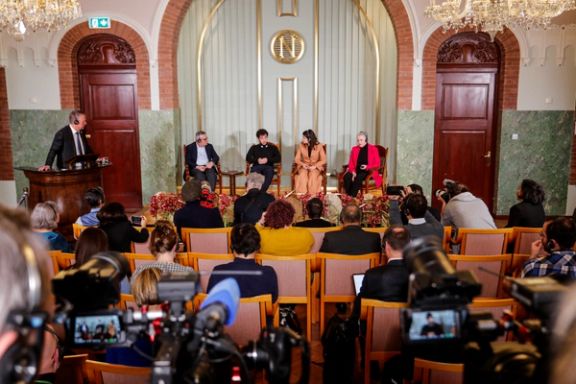 نشست خبری خانواده نرگس محمدی در اسلو؛ تاکید او بر مبارزه با حکومت در پیامی از اوین