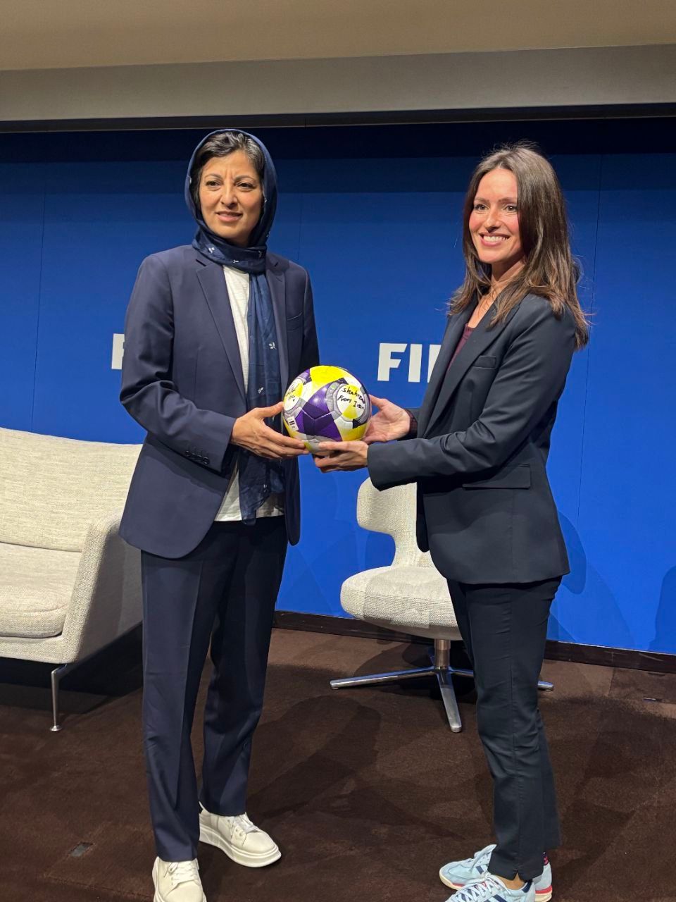 سرمربی تیم ملی فوتسال زنان: جام جهانی برای هر دختر ایرانی است که رویای فوتسال در سر دارد