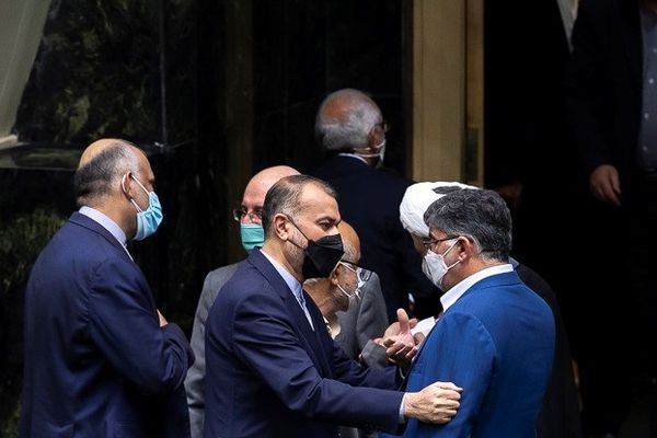 Iran Lawmaker Says Parliament Hasn’t Seen Any Draft Nuclear Agreement