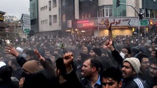 دی ۹۶؛ آغازی بر پایان توهم «اصلاح» در جمهوری اسلامی