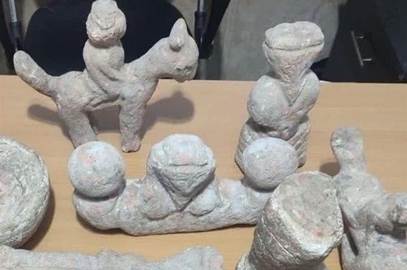 Iran seizes 2,800 year old artifacts, arrests four