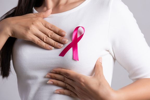 هر ۴۰ دقیقه یک زن در ایران به سرطان پستان مبتلا میشود