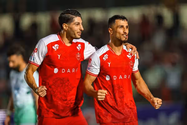 پرسپولیس ۲-۰ ذوبآهن؛ پرسپولیس در تعقیب تراکتور با هجومیترین ترکیب تارتار