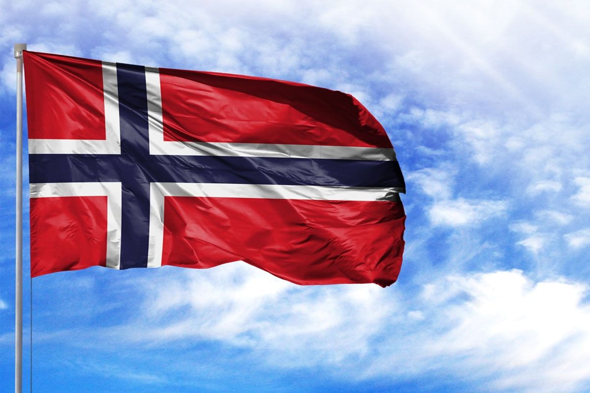 نگهبان سابق سفارت آمریکا در نروژ به اتهام جاسوسی برای جمهوری اسلامی و روسیه محاکمه می‌شود