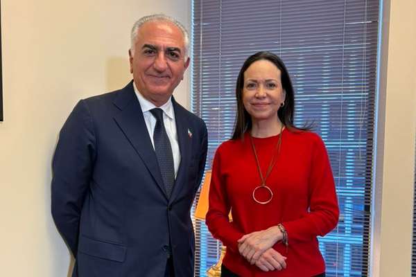 شاهزاده پهلوی پس از دیدار با ماچادو: ایران و ونزوئلای آزاد به دههها ویرانی پایان میدهند