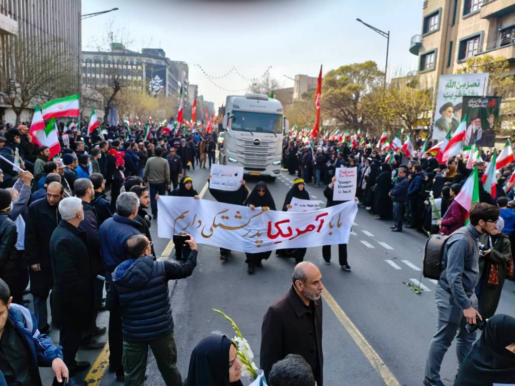 عضو کمیسیون اصل ۹۰ مجلس: هر روز پیام‌های مخالفت با مذاکره از مردم دریافت می‌کنیم