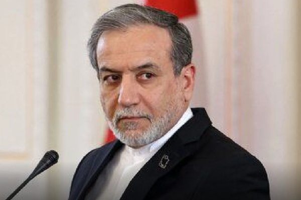 وزير الخارجية الإيراني: أميركا ستواجه هزيمة أكبر إذا فضّلت العمل العسكري على الدبلوماسية
