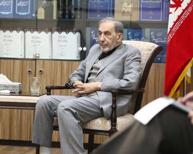 مشاور خامنهای در امور بینالملل: غنیسازی خط قرمز ماست و درباره آن مذاکره نمیکنیم