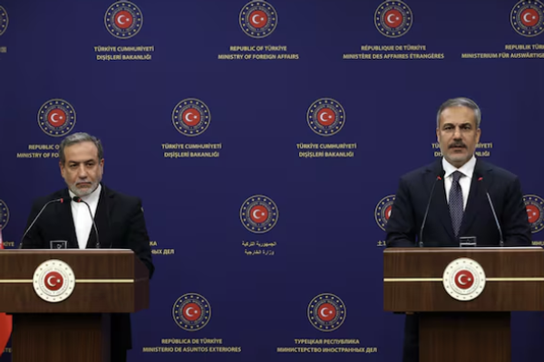 إيران وتركيا على شفا أزمة.. هل تكون سوريا شرارة صراع دبلوماسي جديد؟