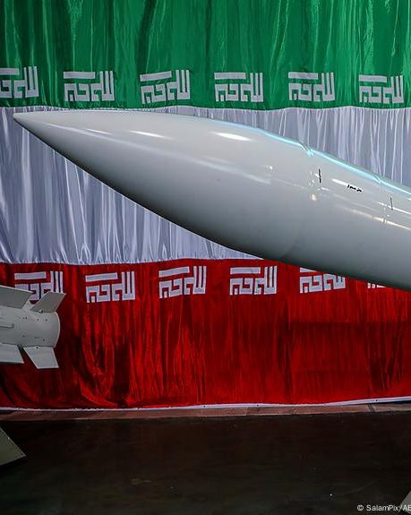 رسانه سپاه: در جواب مکانیسم ماشه میتوانیم اورانیوم غنیشده را در بخش نظامی استفاده کنیم