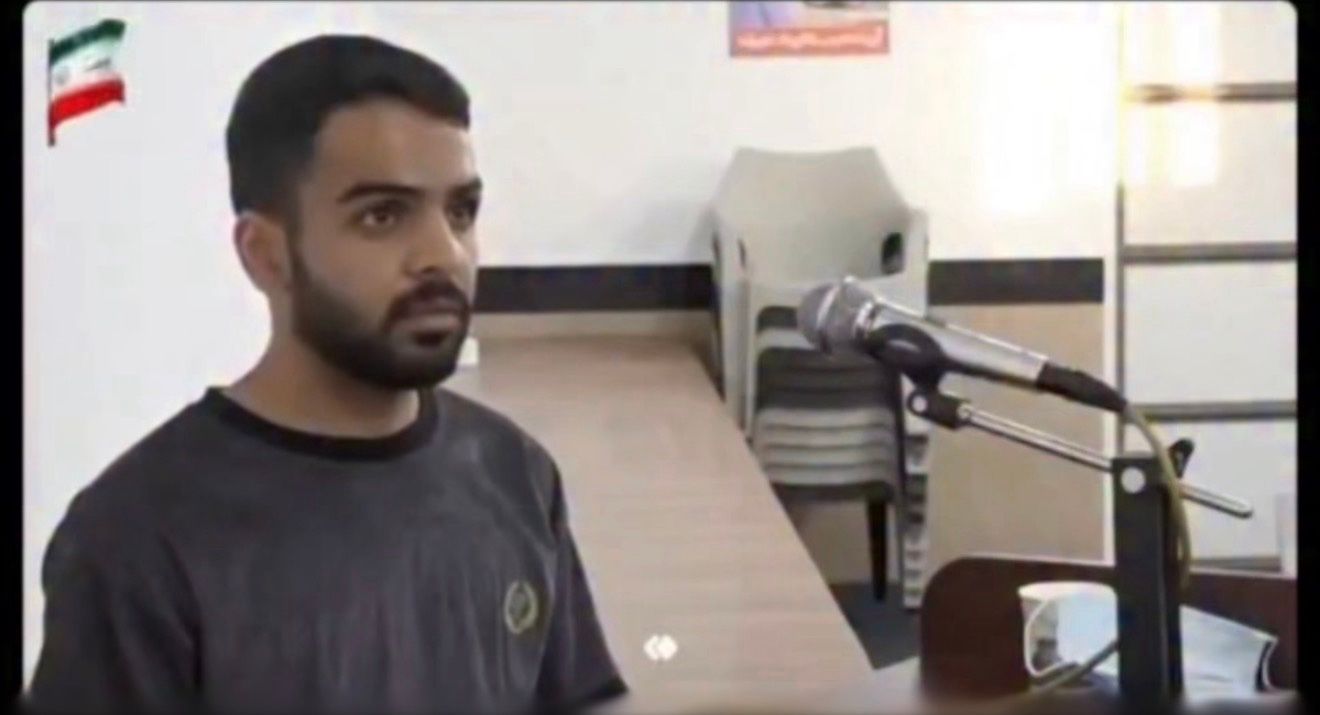 خواهر علیرضا سپاهی: نگاهش مات و مبهوت بود و هنوز معصومیت یک جوان را داشت