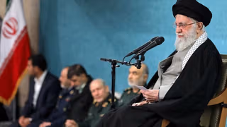 ایران در آستانه جنگ؛ خامنهای در توهم قله