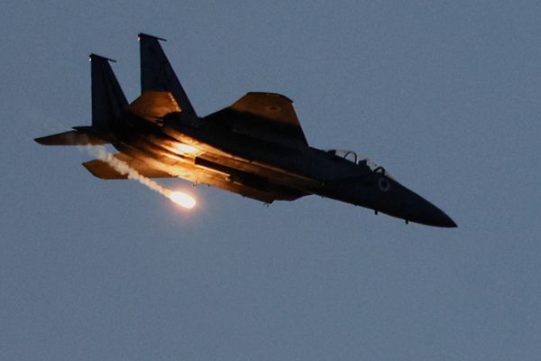 "والا نيوز": المنشآت النووية وصواريخ أرض-أرض هدفان رئيسيان للجيش الإسرائيلي في إيران