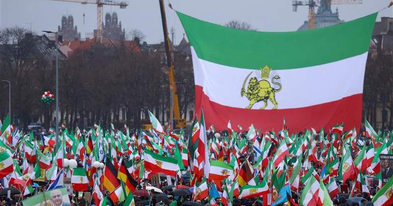 Iran Unity Iranians at home applaud overseas rallies as source of ‘hope and unity ...