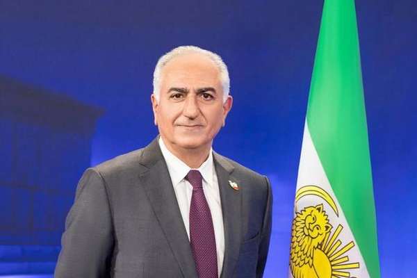 شاهزاده رضا پهلوی ۲۵ بهمن برای ایرانیان خارج از کشور فراخوان داد