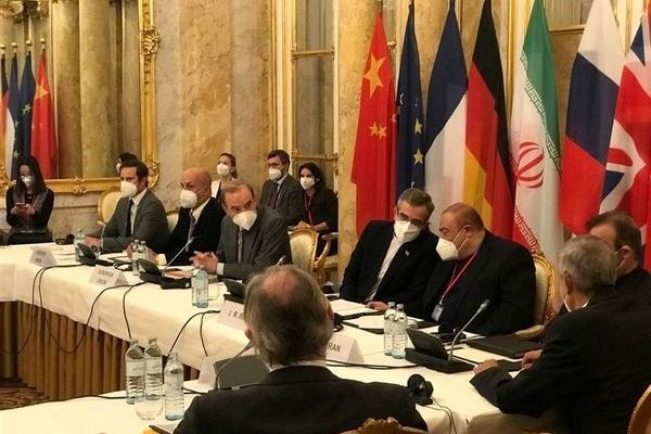 استمرار الردود على "اتفاق فيينا" مع إيران.. هآرتس: لا يختلف كثيرًا عن النسخة السابقة