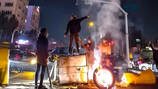 ضحاک را شکست خواهیم داد؛ ما فرزندان کاوهایم