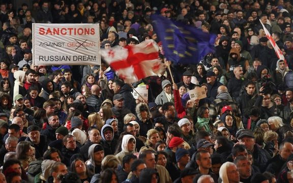 Jailed Georgian leaders urge UK sanctions on ruling party over Iran ties - Guardian