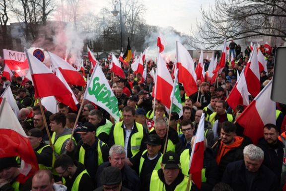 تظاهرات گسترده کشاورزان در لهستان در اعتراض به سیاستهای کشاورزی اتحادیه اروپا