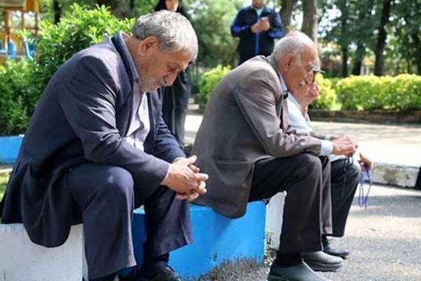 کانون بازنشستگان استان تهران: حقوق میلیونها بازنشسته با تورم و گرانی همخوانی ندارد