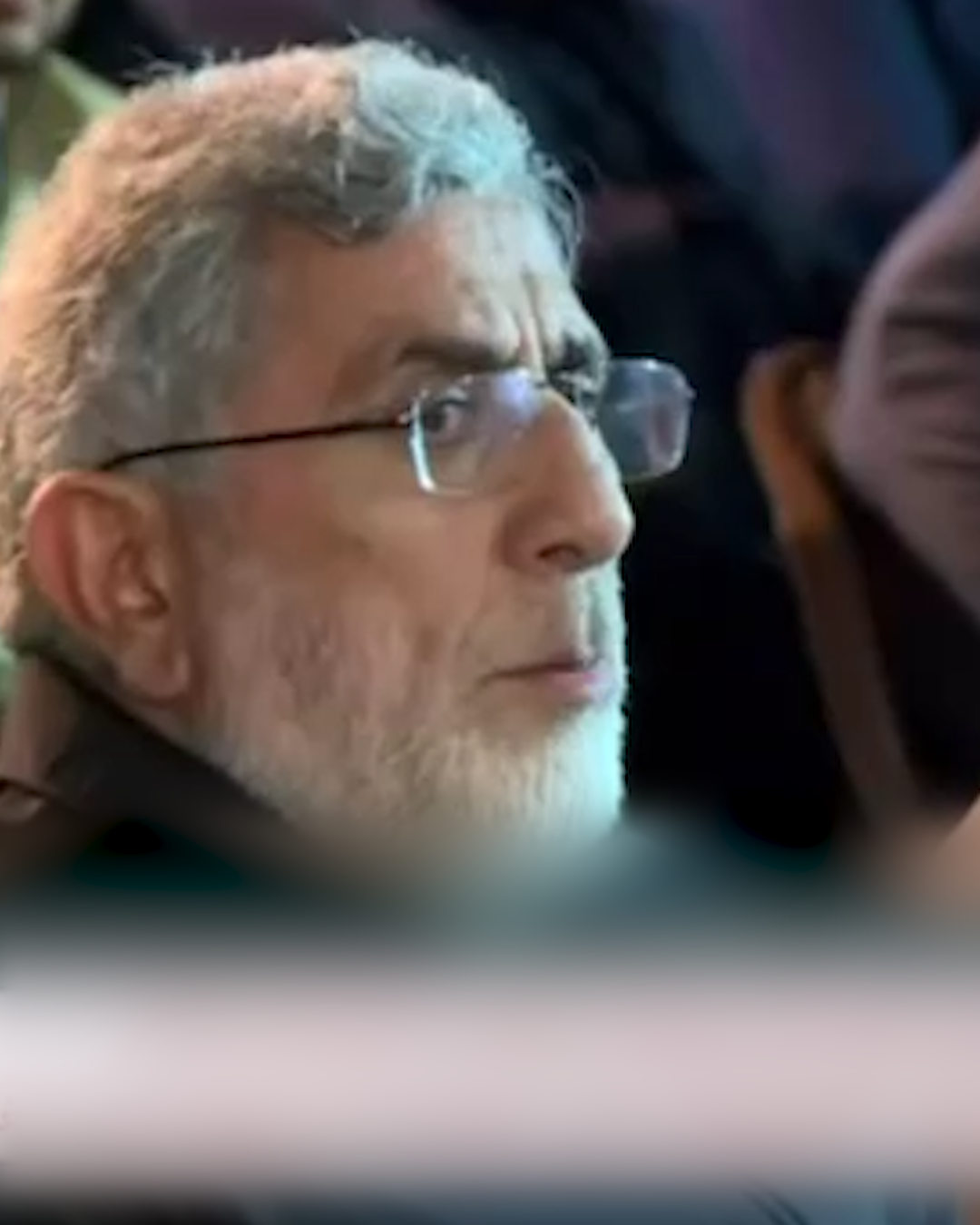 تصویری از قاآنی در بامداد سه‌شنبه ۲۴ مهر