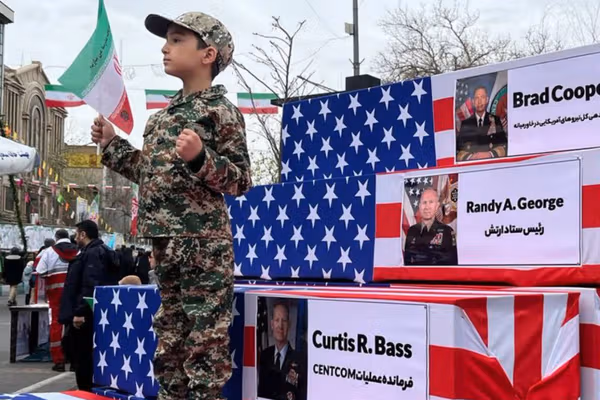 مراسم ۲۲ بهمن و تلاش حکومت برای بازسازی تصویر خود زیر سایه بحران فزاینده مشروعیت