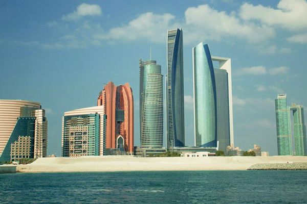 إدانة واسعة النطاق لهجوم الحوثيين على الإمارات .. أميركا وبريطانيا تصفانه بالعمل الإرهابي