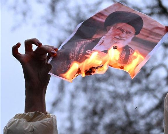 الرئيس السابق للمخابرات البريطانية: هذه هي نهاية النظام الإيراني